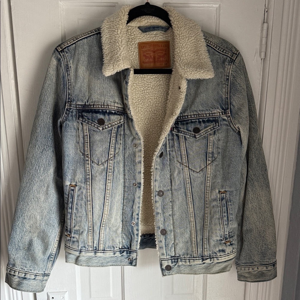 Levi's Light Blue Denim Jacket with Sherpa Collar